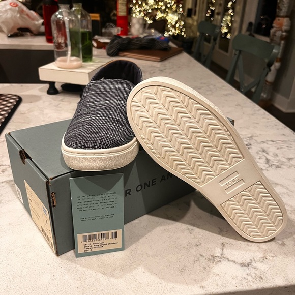 Tom’s Luca - Navy Chambray - Picture 3 of 3